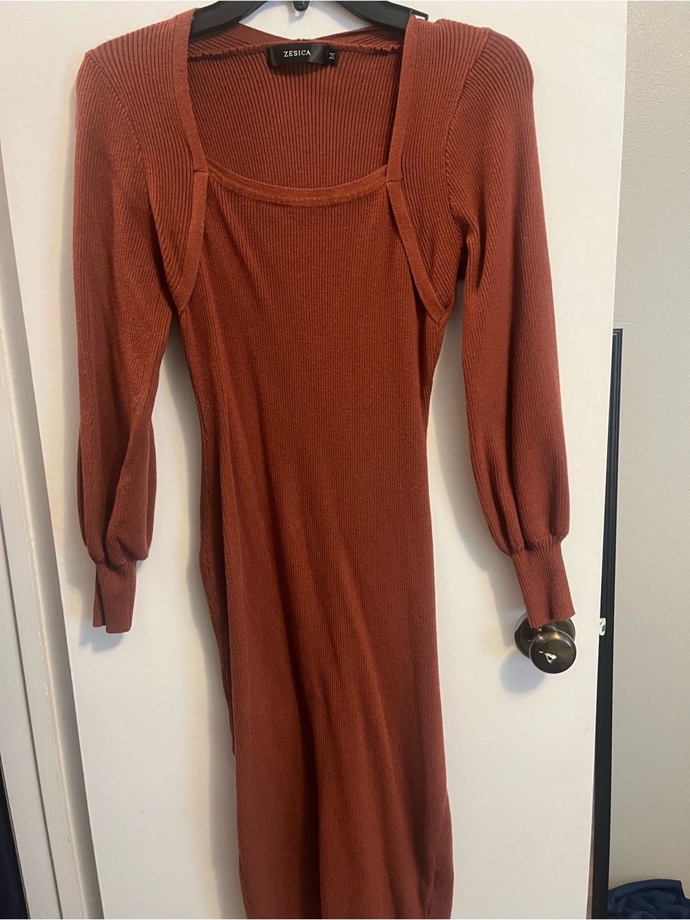 Zesica Rust Long-Sleeve Ribbed Midi Dress